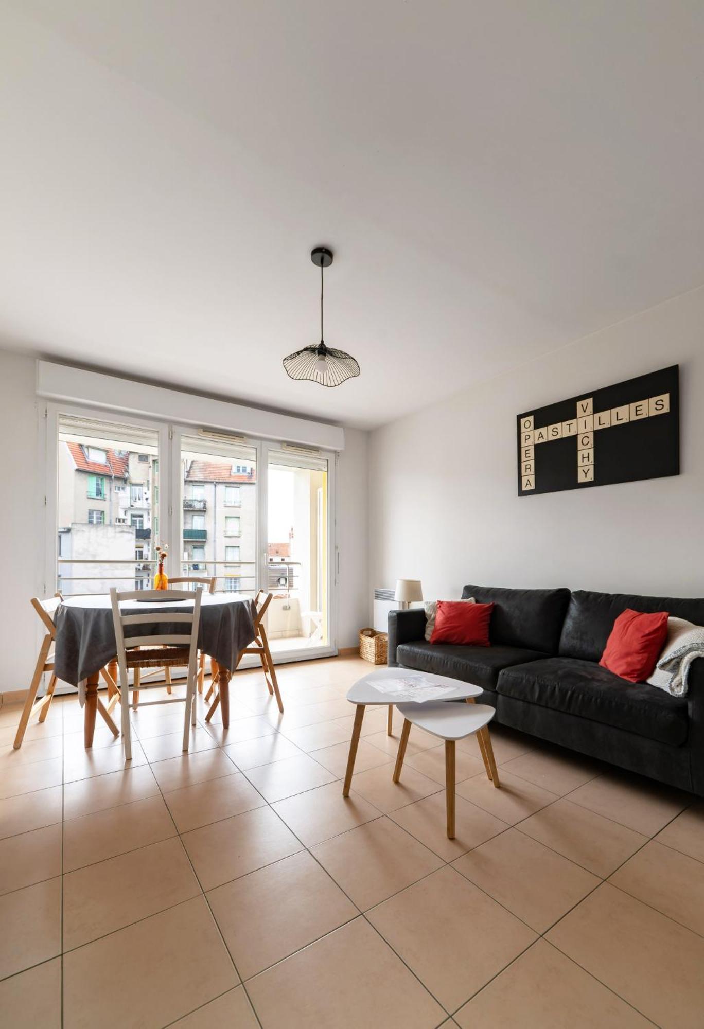 L'Eugenie - Appartement Design & Confort En Centre-Ville Vichy Kültér fotó