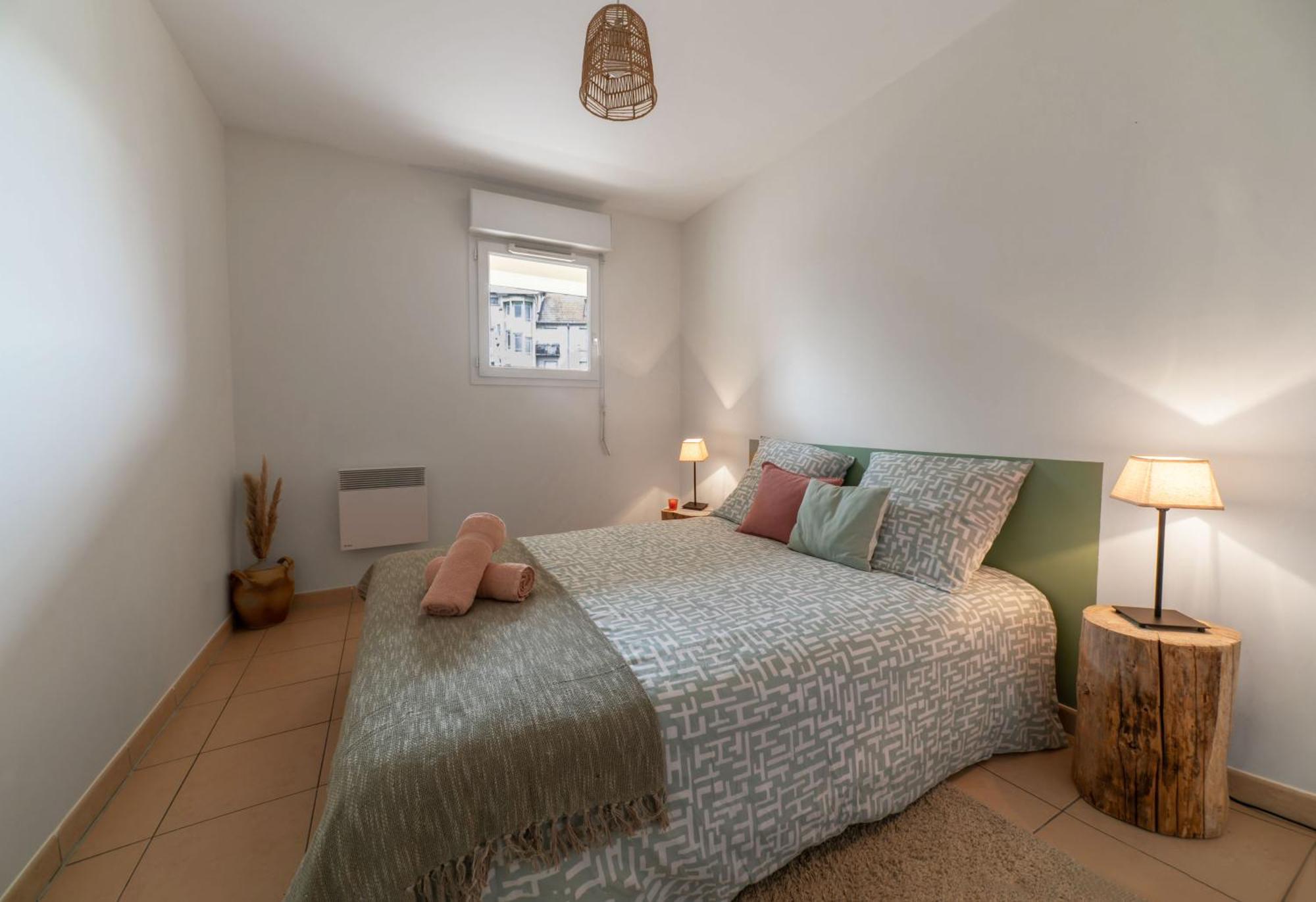 L'Eugenie - Appartement Design & Confort En Centre-Ville Vichy Kültér fotó