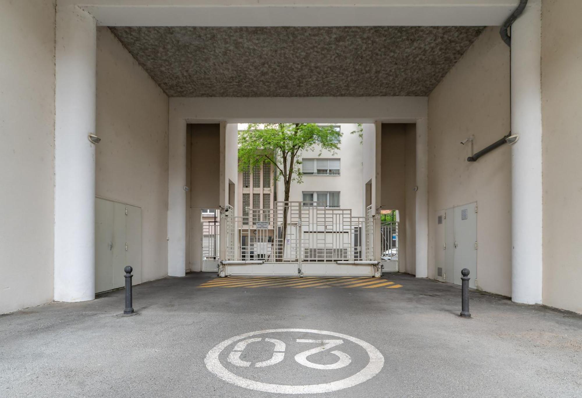 L'Eugenie - Appartement Design & Confort En Centre-Ville Vichy Kültér fotó